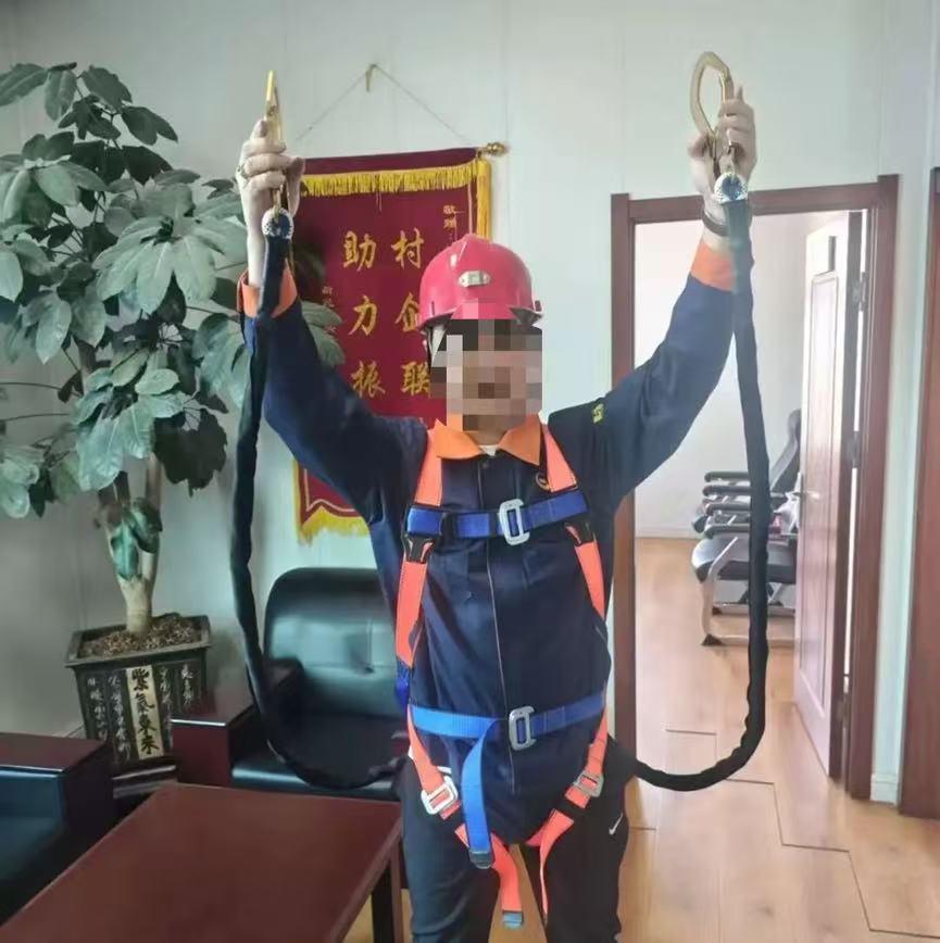 排山樓金礦尾礦車間啟用云酷智能安全帶檢測儀